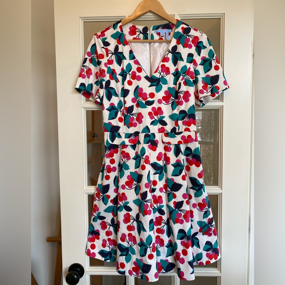 Spring Summer dress🍒 Draper James Cherry Orchard Fit & Flare Dress SIZE 10 EUC
